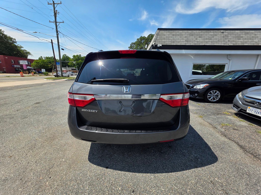 2012 Honda Odyssey Image 6