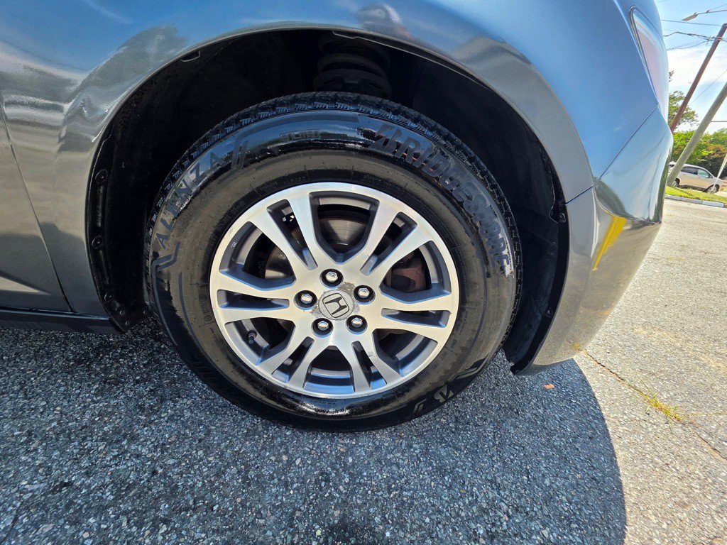 2012 Honda Odyssey Image 8