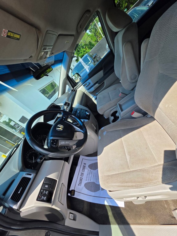 2012 Honda Odyssey Image 9