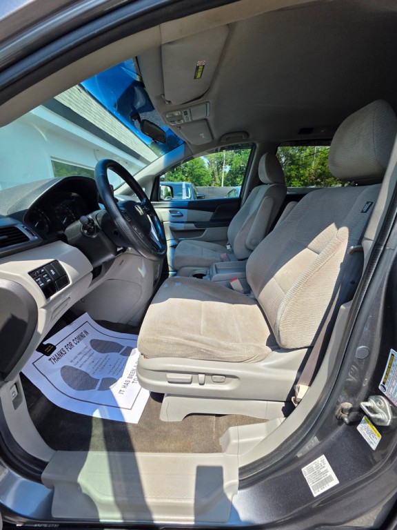2012 Honda Odyssey Image 11