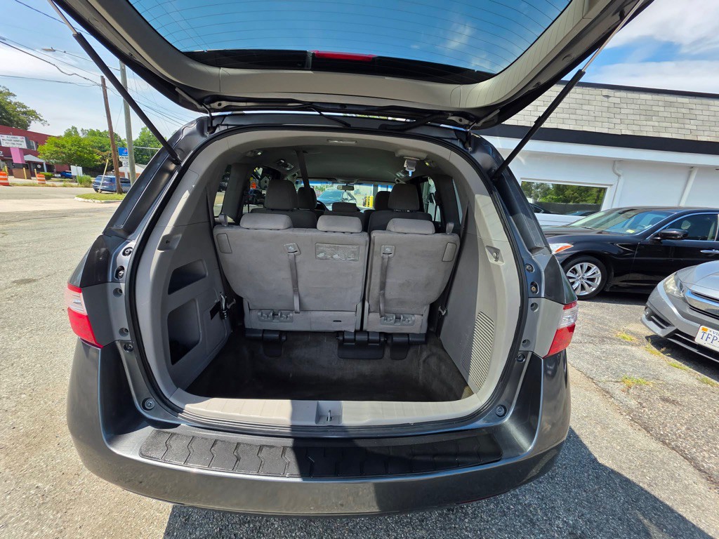 2012 Honda Odyssey Image 14