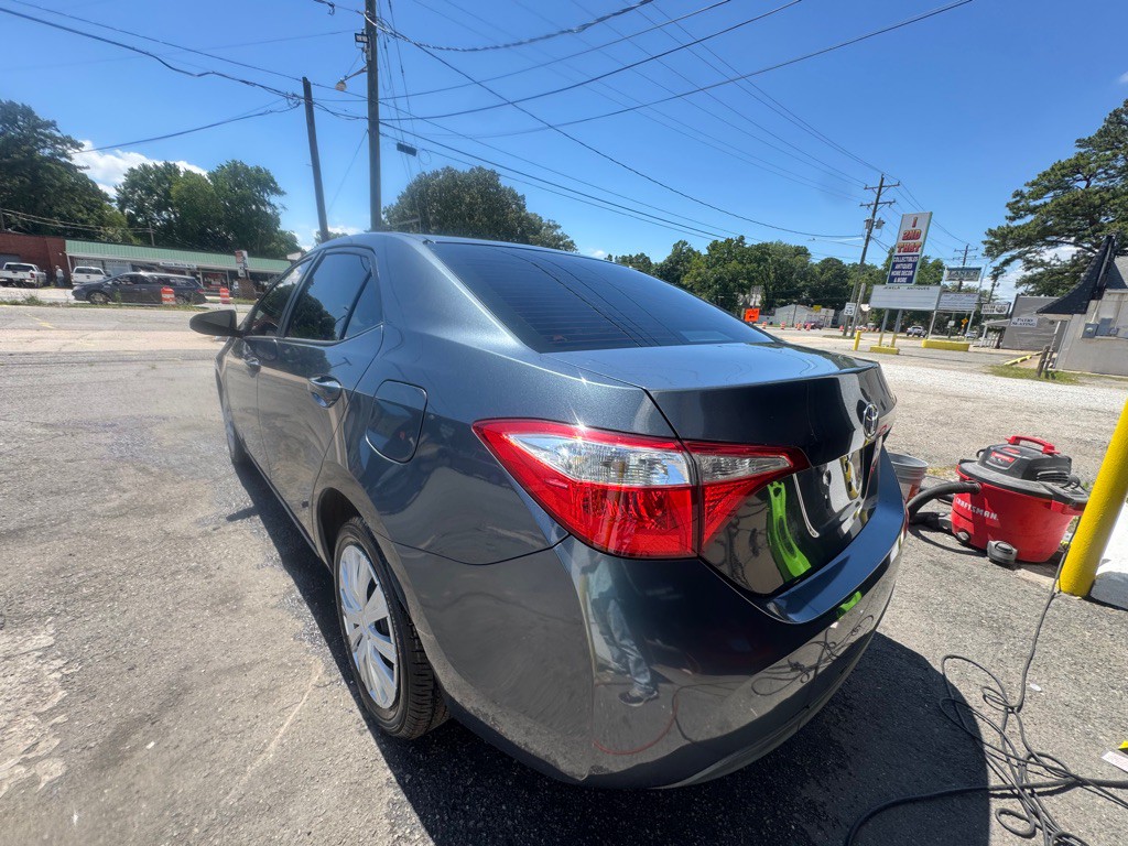 2016 Toyota Corolla Image 9