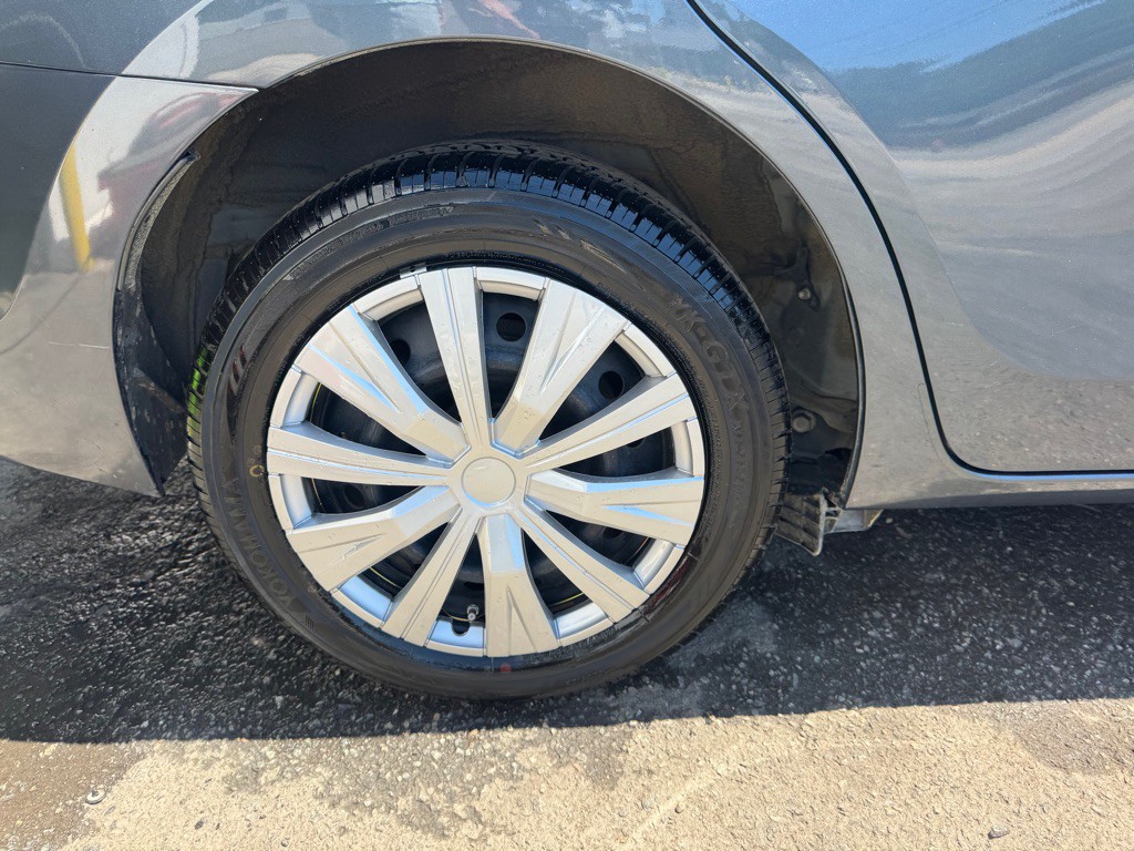2016 Toyota Corolla Image 12