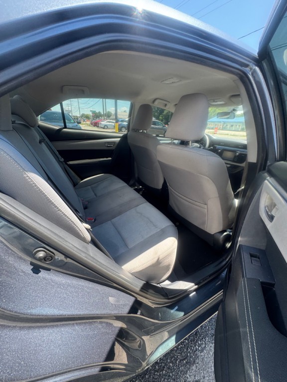 2016 Toyota Corolla Image 13