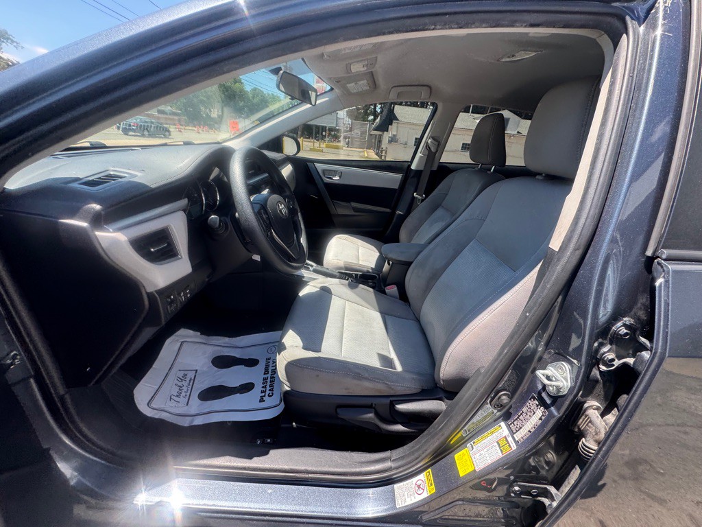 2016 Toyota Corolla Image 15
