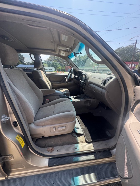 2006 Toyota Sequoia Image 10