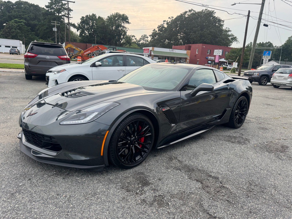 2019 Chevrolet Corvette Image 2