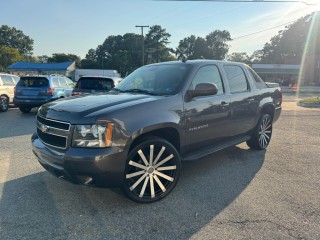 Image for 2010 Chevrolet Avalanche LS ID: 7548816