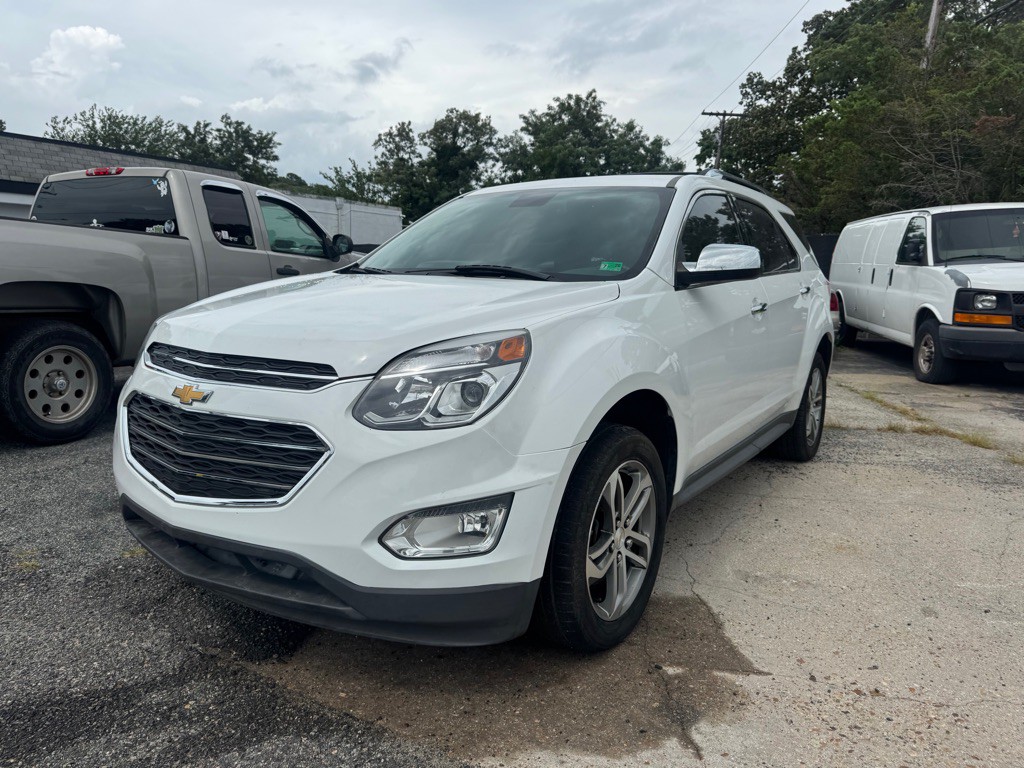 2017 Chevrolet Equinox Image 2