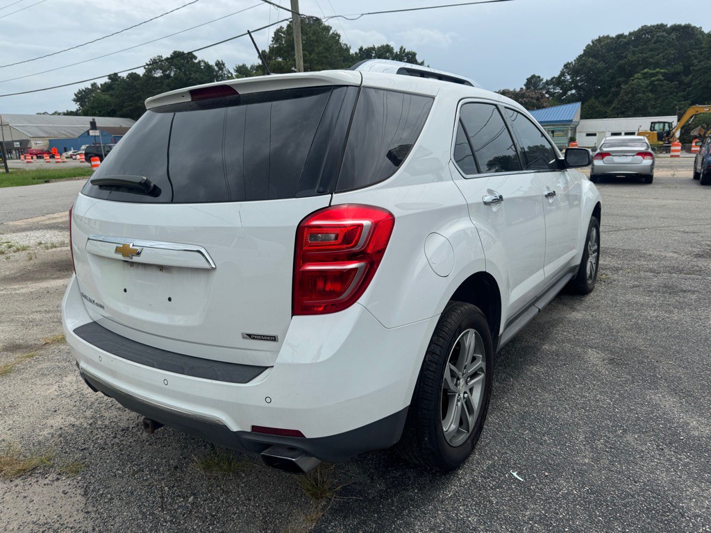 2017 Chevrolet Equinox Image 7