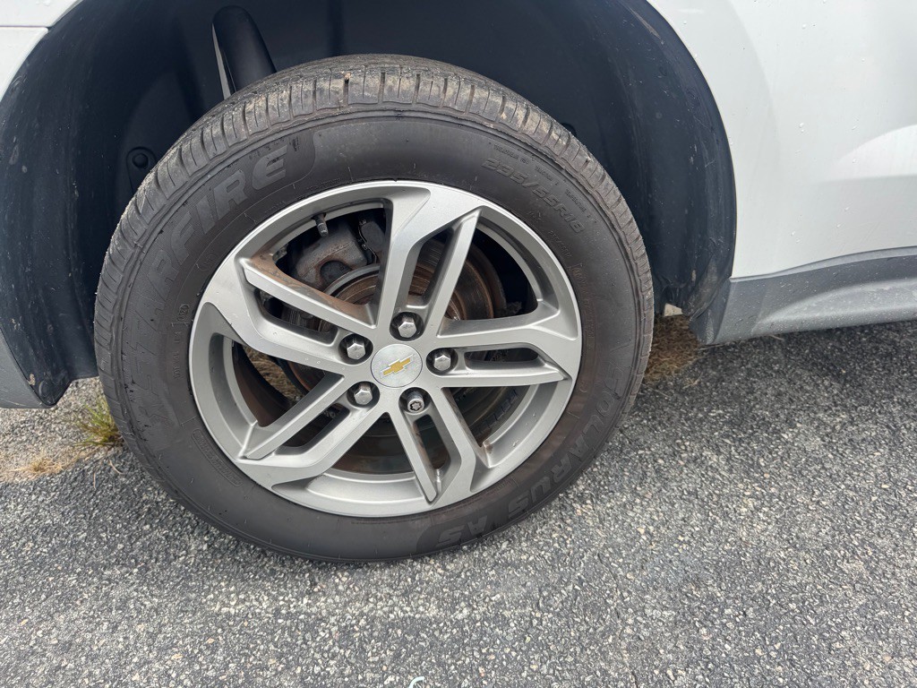 2017 Chevrolet Equinox Image 9