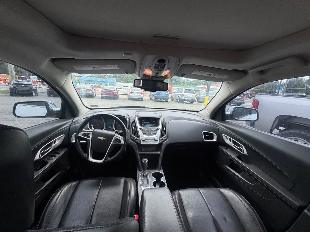 2017 Chevrolet Equinox Image 13