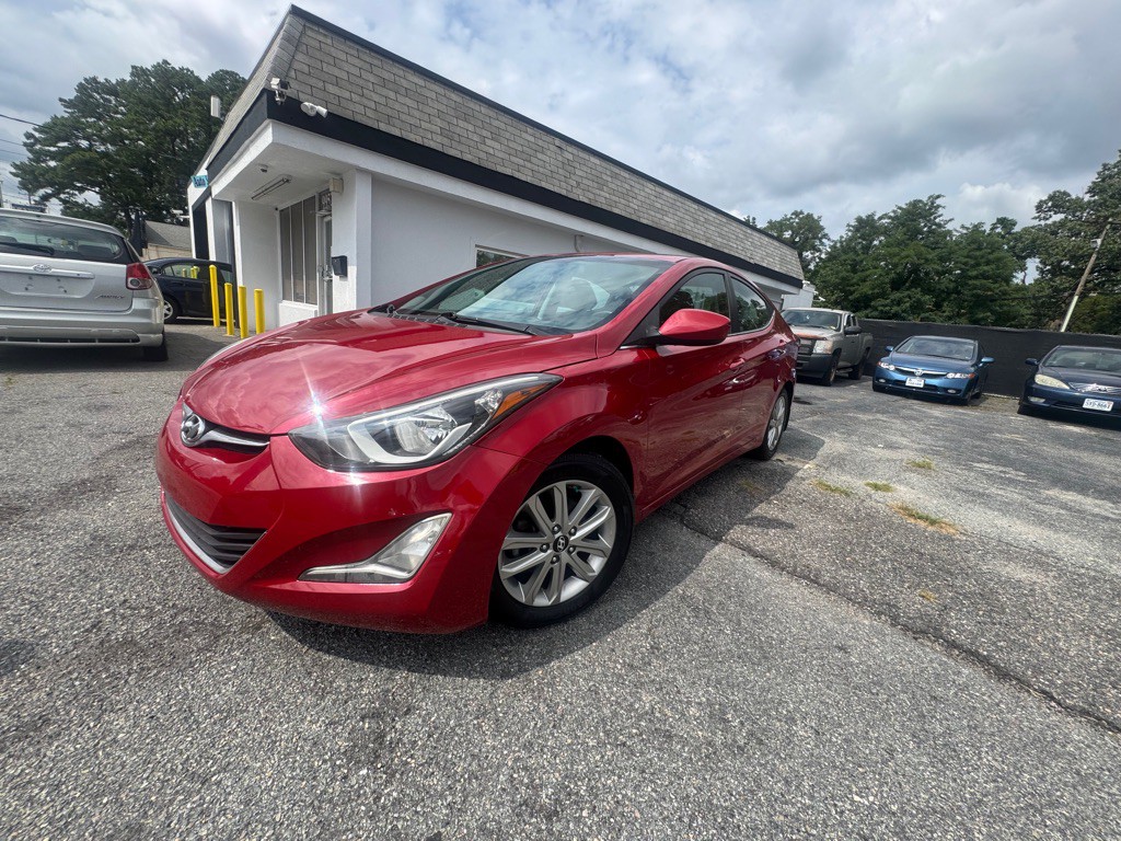 2015 Hyundai Elantra Image 2
