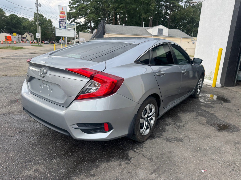 2017 Honda Civic Image 5