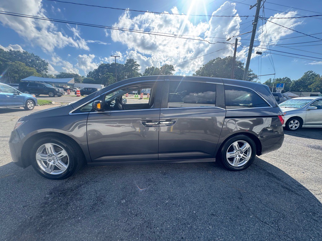 2013 Honda Odyssey Image 3