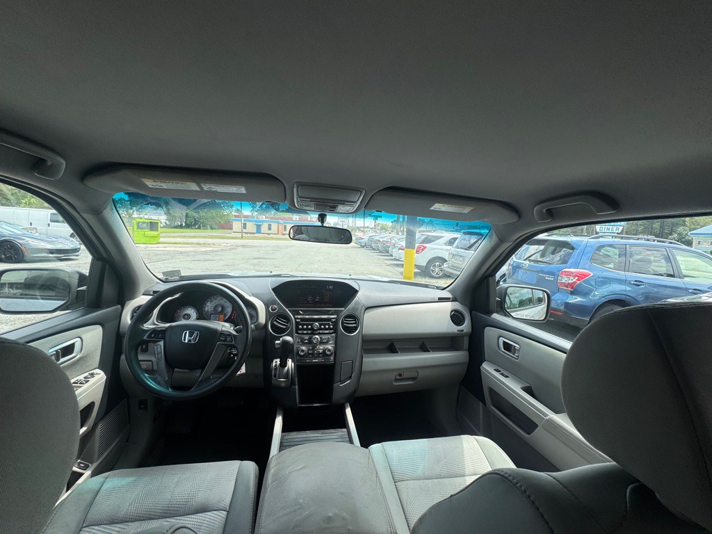 2015 Honda Pilot Image 11