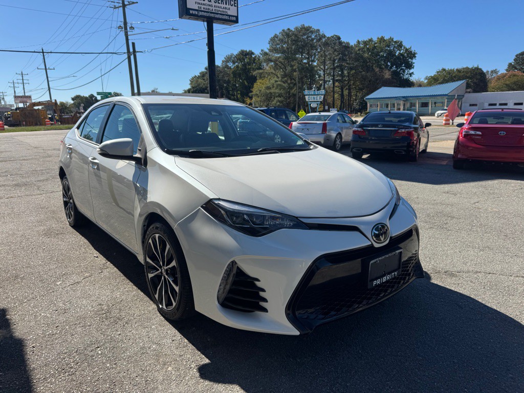 2017 Toyota Corolla Image 4