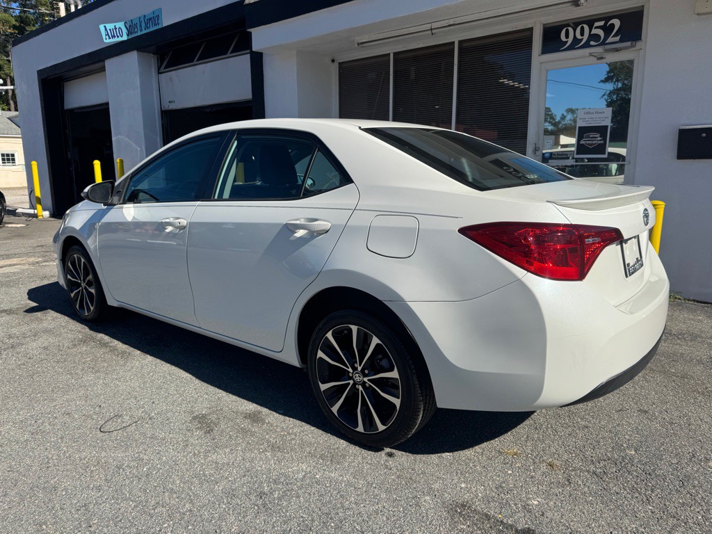 2017 Toyota Corolla Image 6