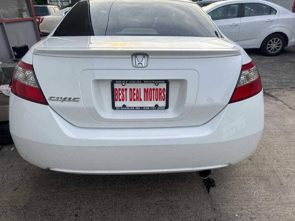 2011 Honda Civic Image 4