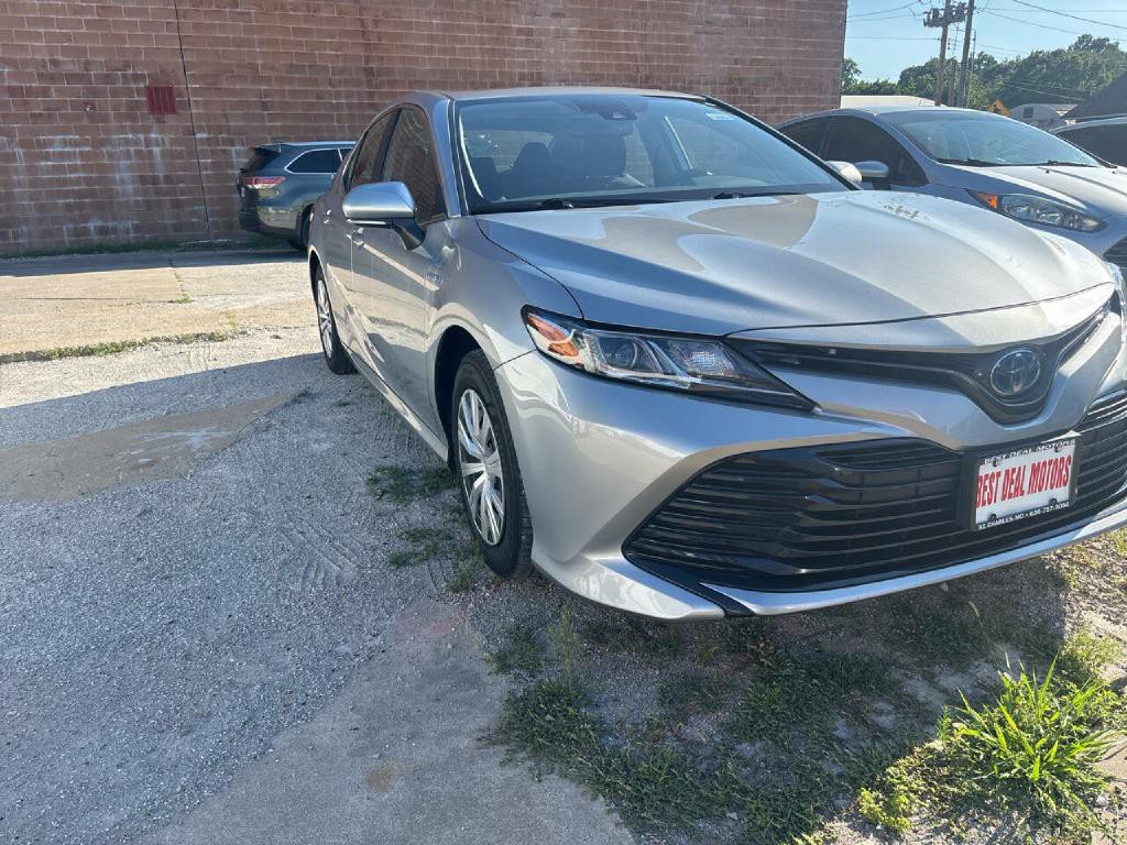 2020 Toyota Camry Image 3