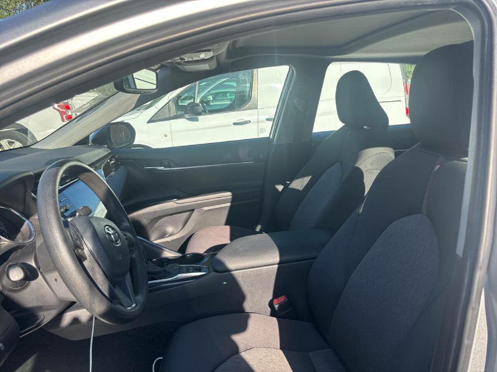 2020 Toyota Camry Image 9