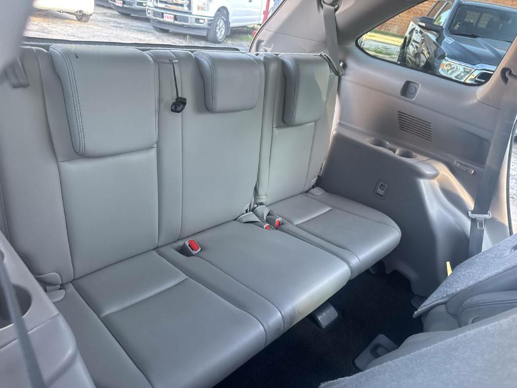 2015 Toyota Highlander Image 15