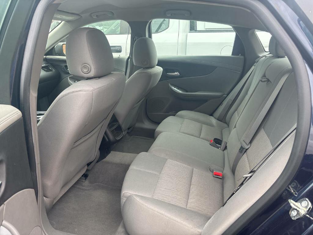 2015 Chevrolet Impala Image 8