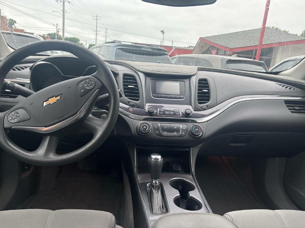 2015 Chevrolet Impala Image 10