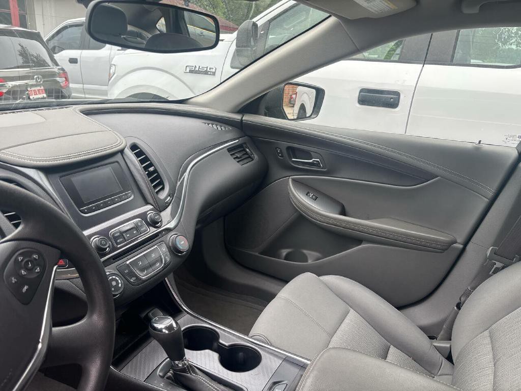 2015 Chevrolet Impala Image 13