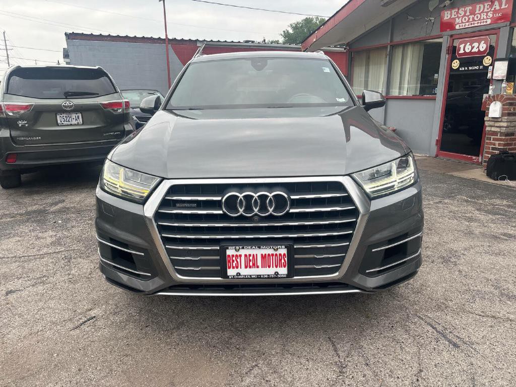 2017 Audi Q7 Image 2