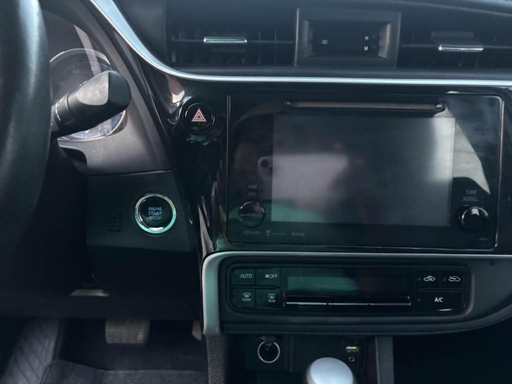2018 Toyota Corolla Image 9