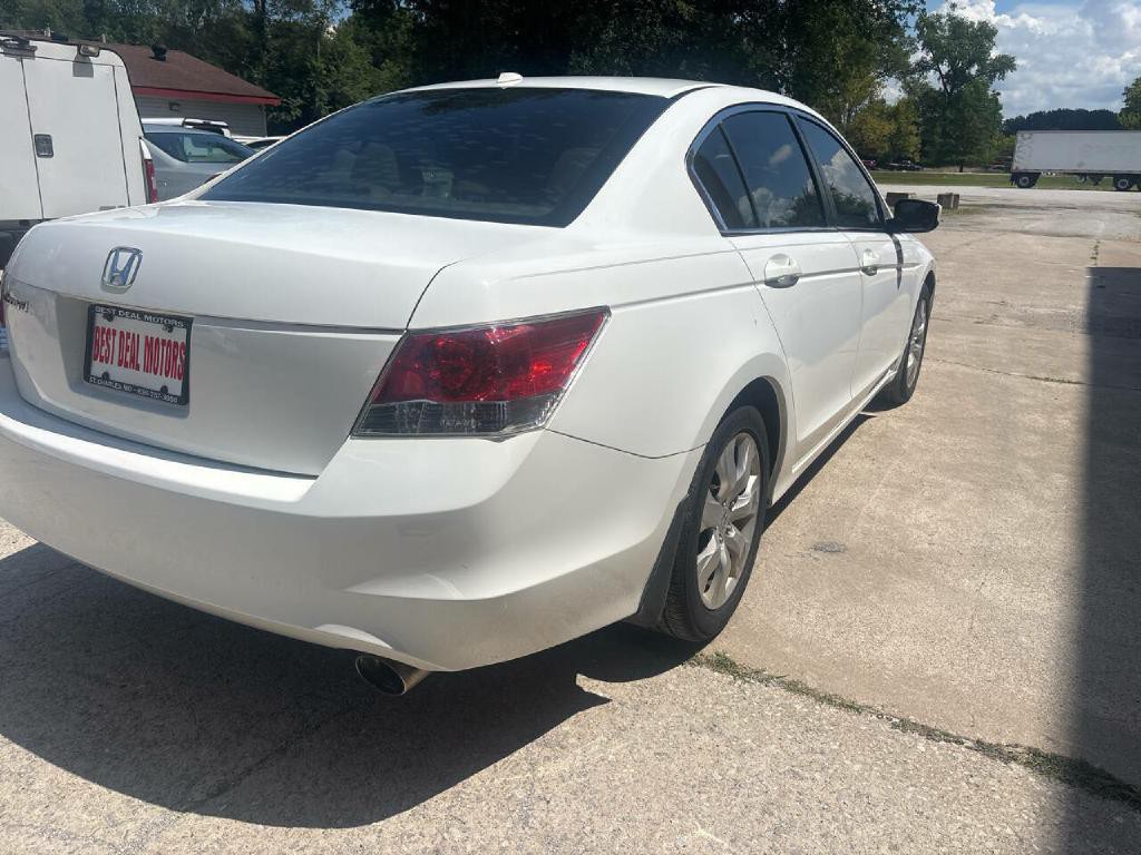 2009 Honda Accord Image 4