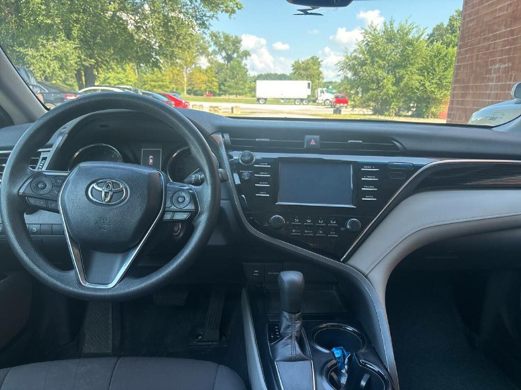 2018 Toyota Camry Image 10