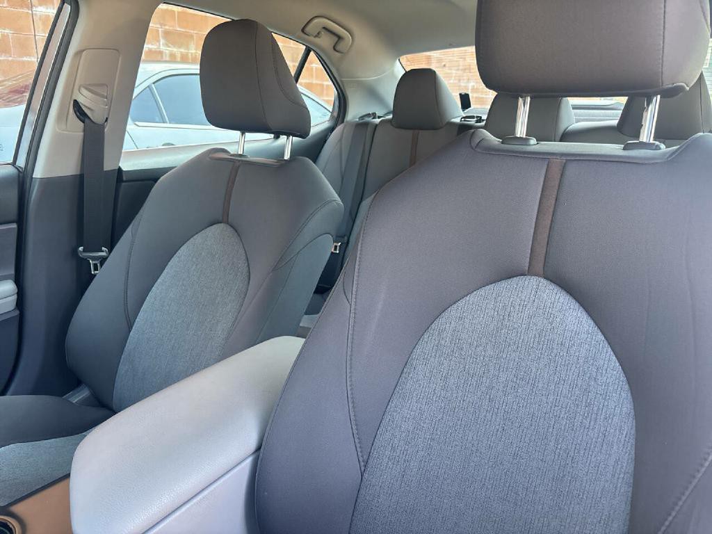 2018 Toyota Camry Image 14