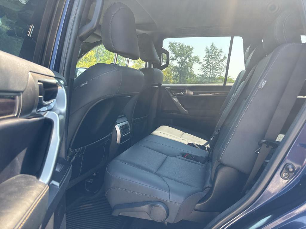 2023 Lexus GX 460 Image 8