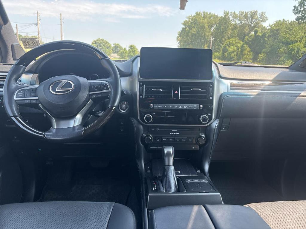 2023 Lexus GX 460 Image 11