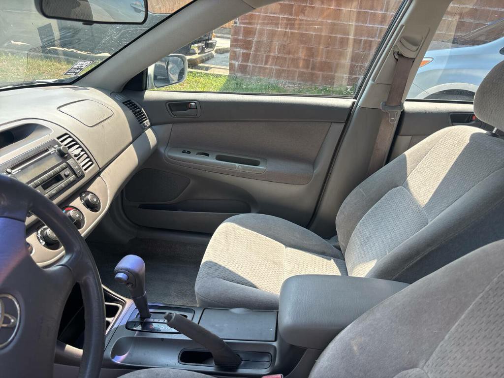 2002 Toyota Camry Image 11