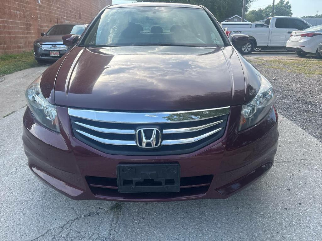 2012 Honda Accord Image 2
