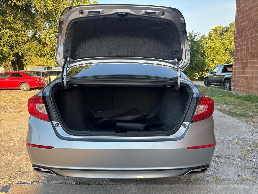 2021 Honda Accord Image 7