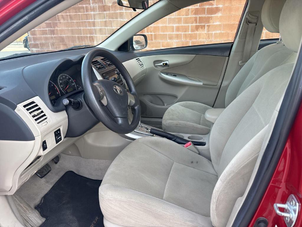 2012 Toyota Corolla Image 8