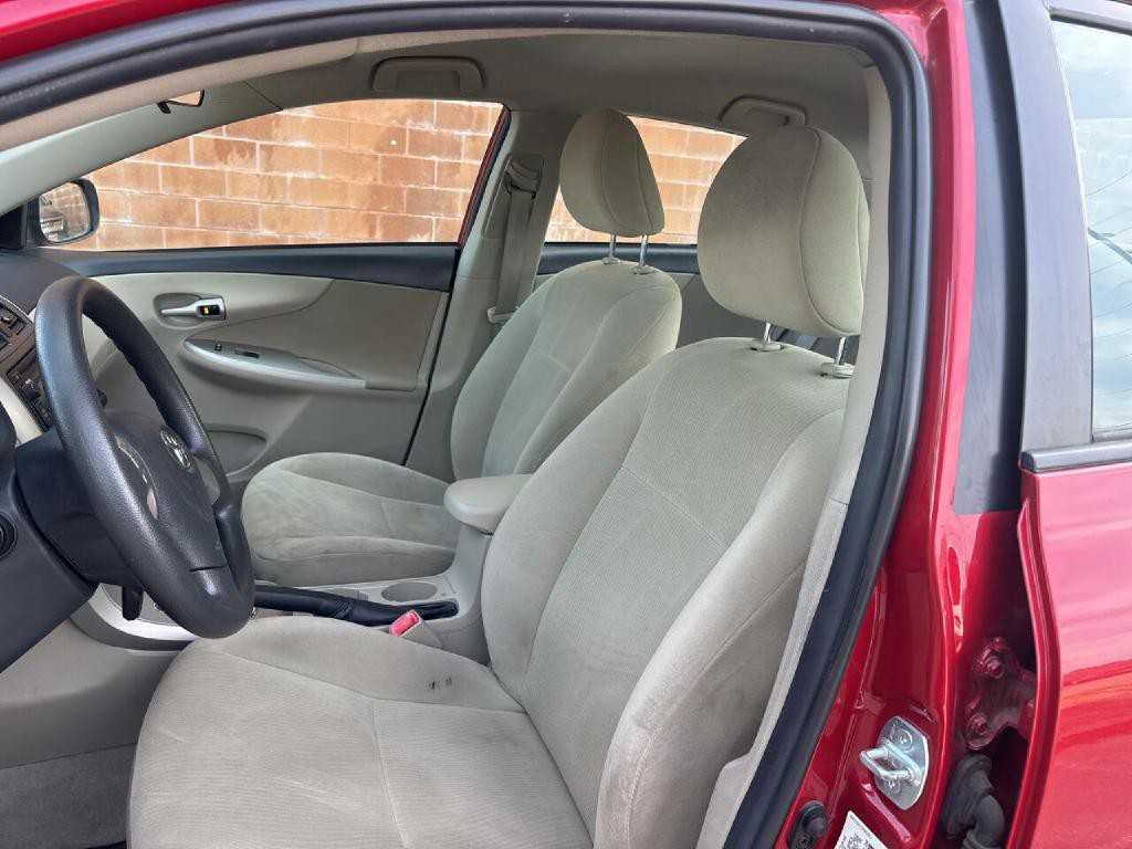 2012 Toyota Corolla Image 9
