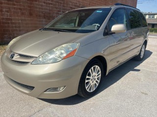 Image for 2008 Toyota Sienna XLE Mini ID: 6835822