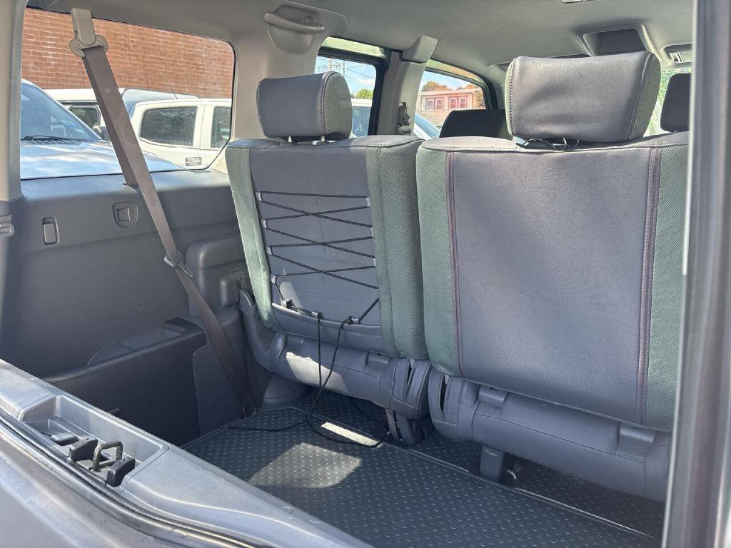 2004 Honda Element Image 8