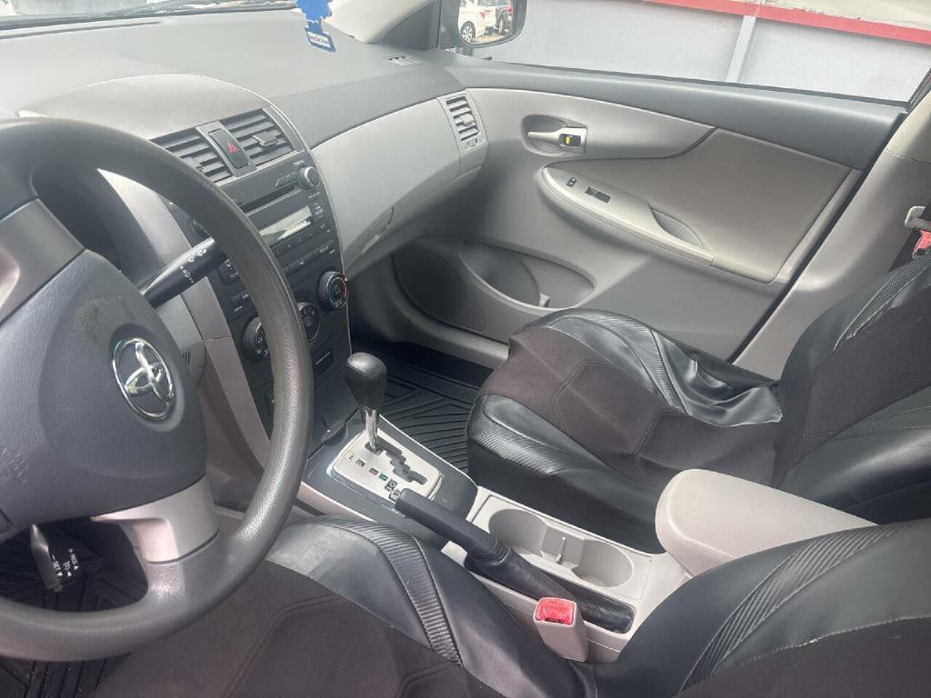 2010 Toyota Corolla Image 10