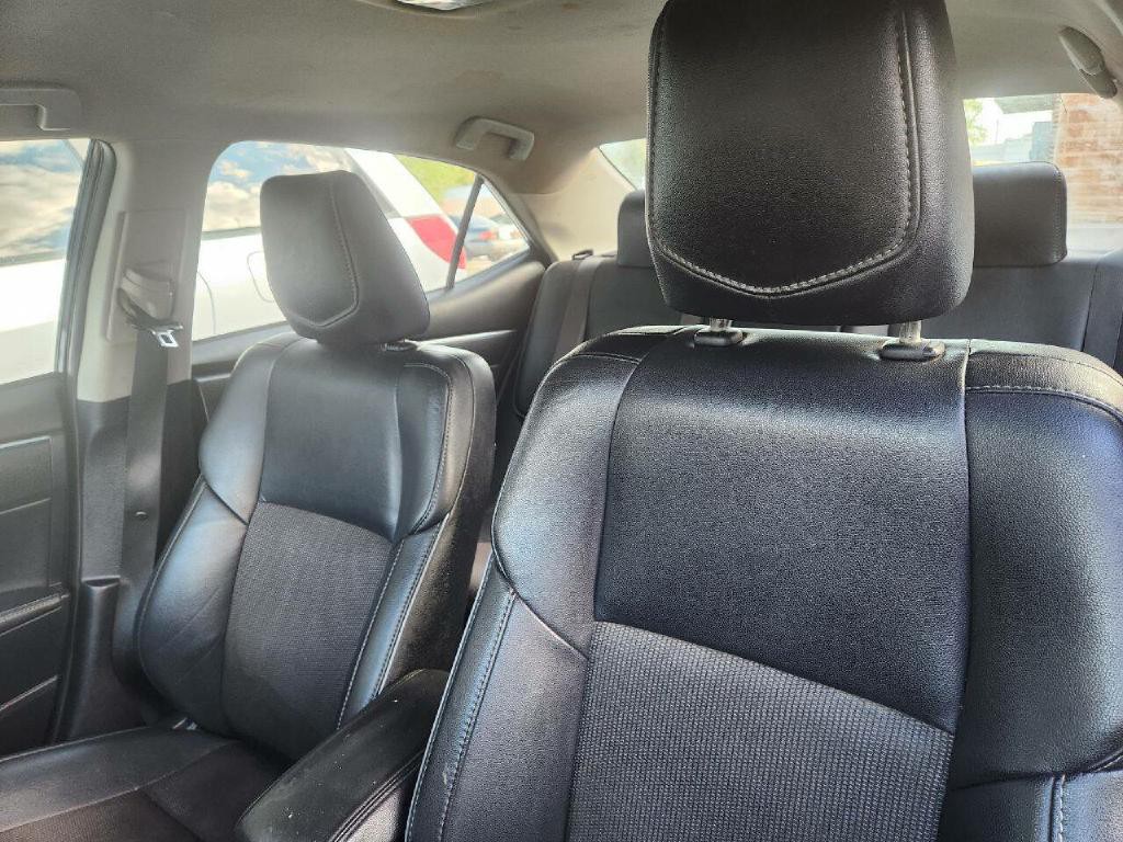 2015 Toyota Corolla Image 7