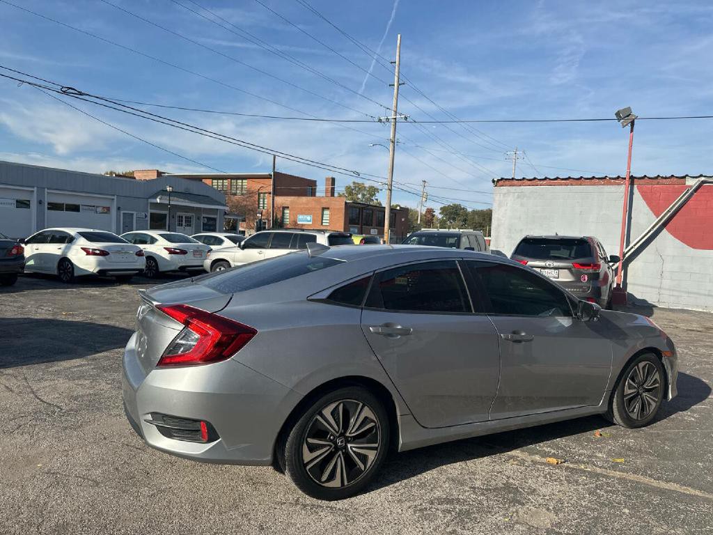 2016 Honda Civic Image 4