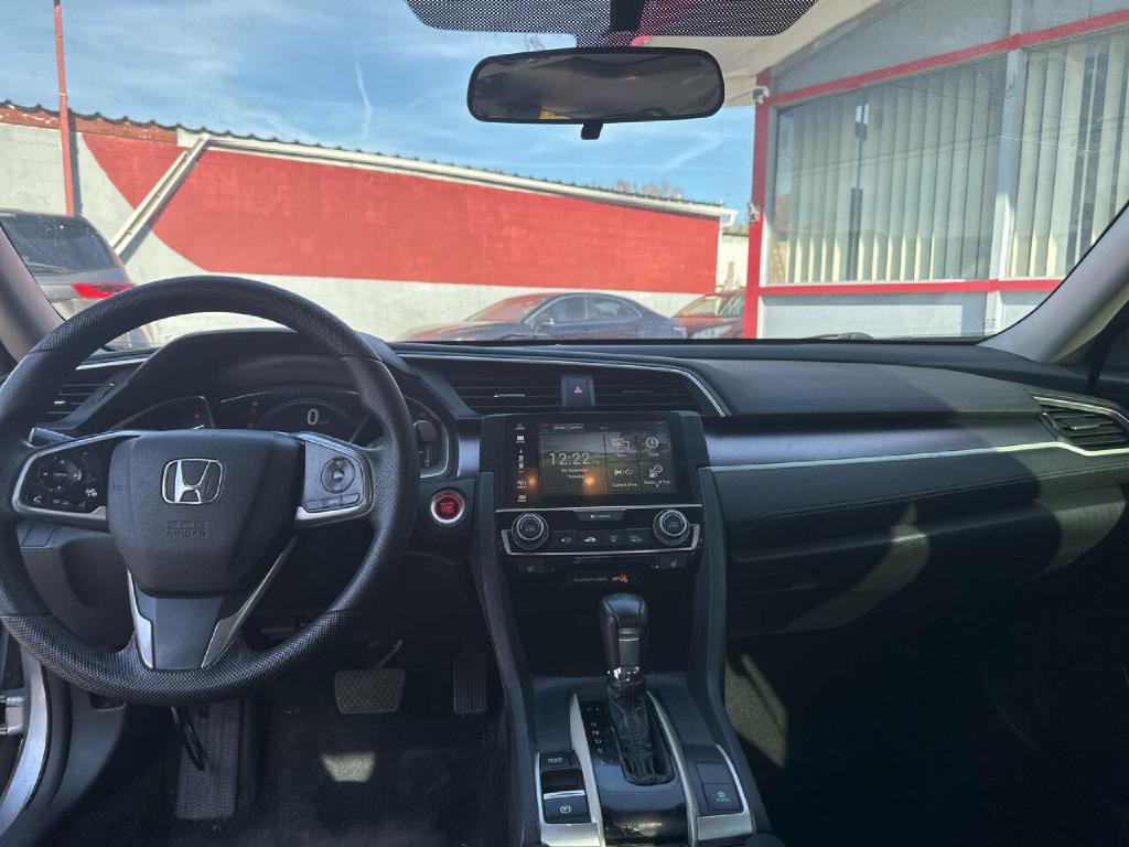 2016 Honda Civic Image 9