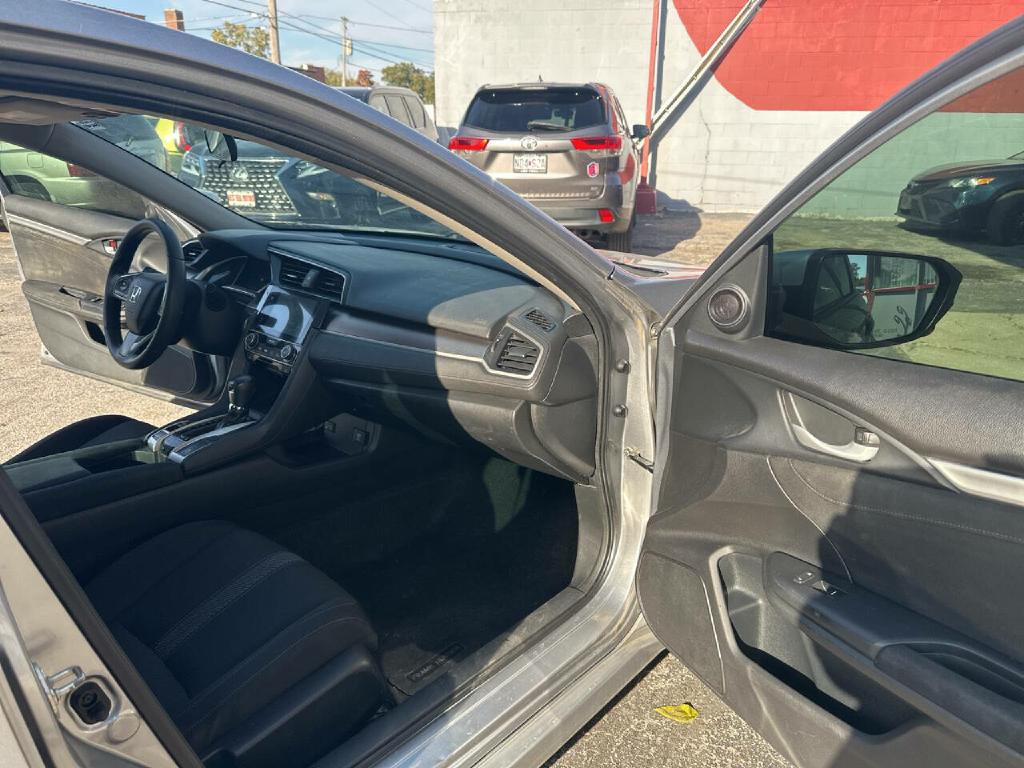 2016 Honda Civic Image 10