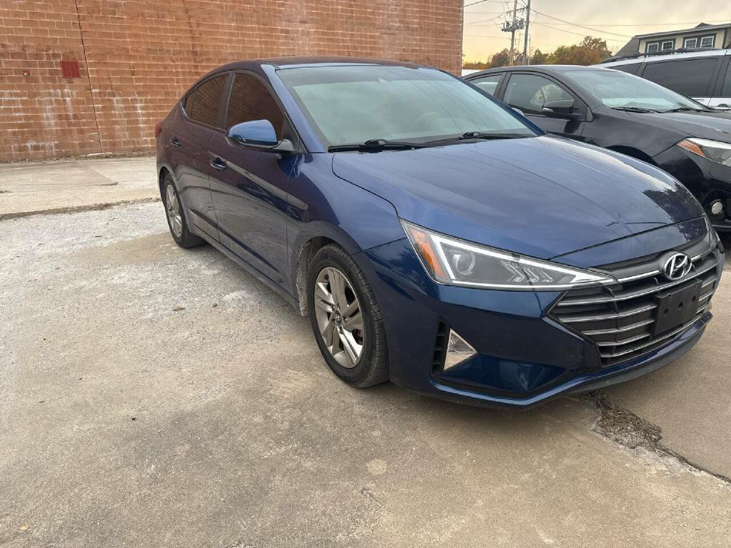 2019 Hyundai Elantra Image 4