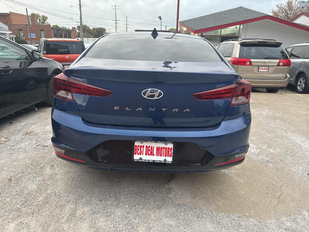 2019 Hyundai Elantra Image 6